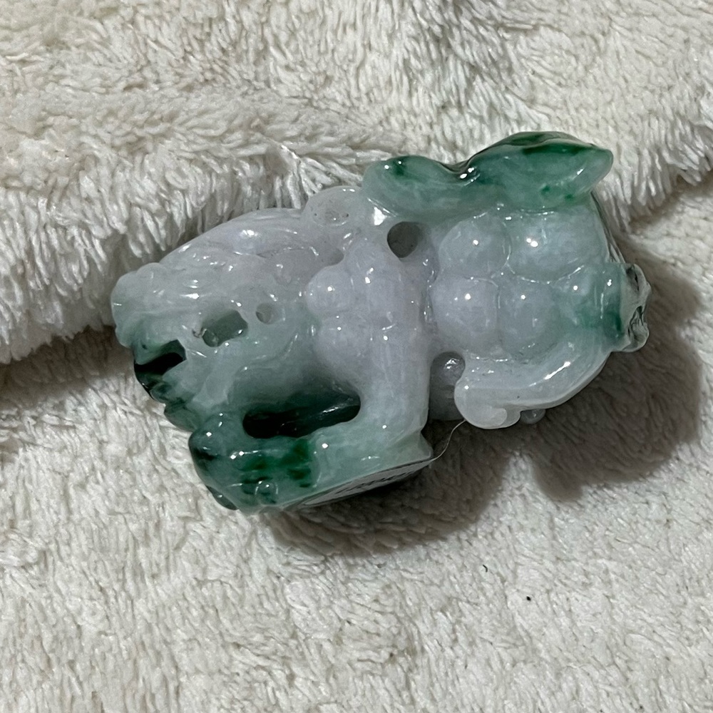 Certified 100% Natural Grade-A Green & Gray Jade Jadeite PiXiu Pendant-New 3598